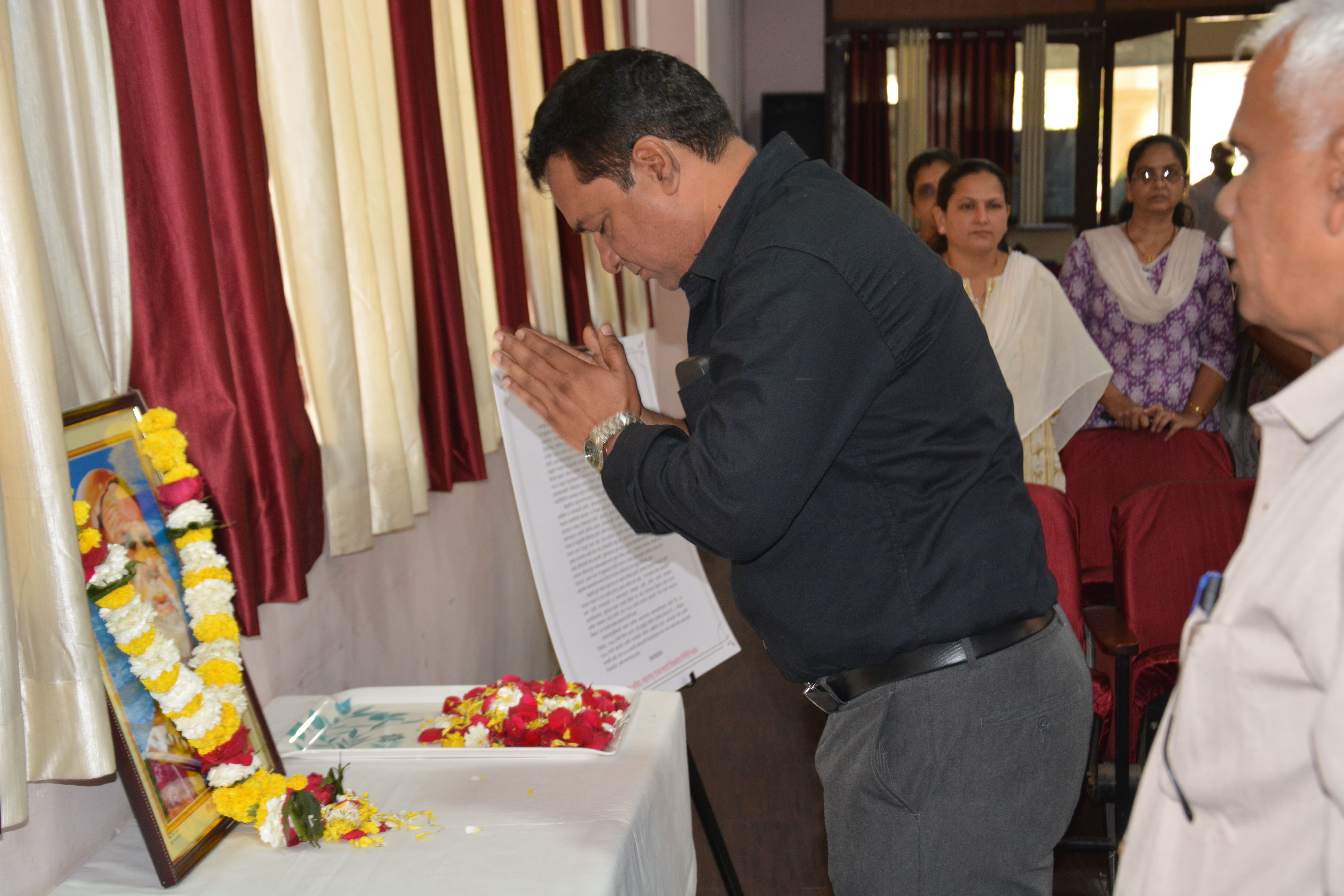 Photos for Sant Gadge Baba Jayanti celebration at MAFSU h.q (8).jpg